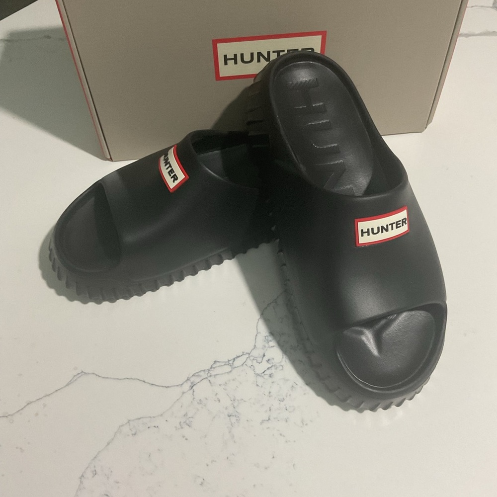 Hunter Sandals. - Picture 6 of 7